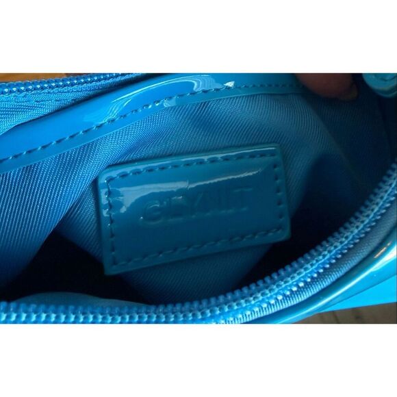 Glynit Molly shoulder bag in patent classic blue - Picture 3 of 7